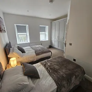 Bed & Breakfast Number33 