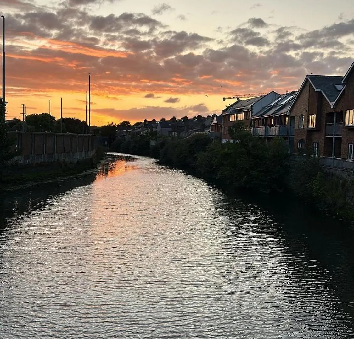 Pia House Bed & Breakfast Dublin 3*,  Ireland